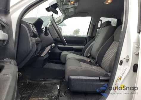 2018 Toyota Tundra Double Cab Sr z USA, uszkodzony, nr VIN 5TFUM5F19JX078935